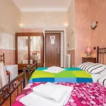 Frühstückspension Giovine Italia 3*