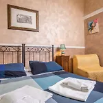 לינה וארוחת בוקר Giovine Italia 3*