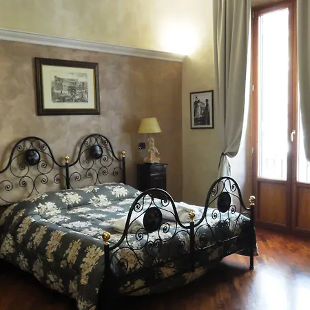 Giovine Italia Couette-café 3*