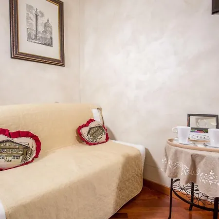 Giovine Italia Couette-café 3*