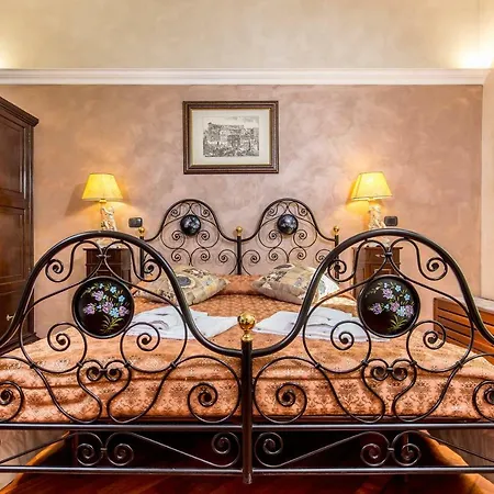 Giovine Italia Bed & Breakfast 3*